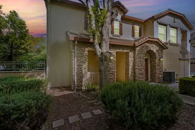 166 W Luna Loca Lane, Mountain House, CA 95391 - Photo 2