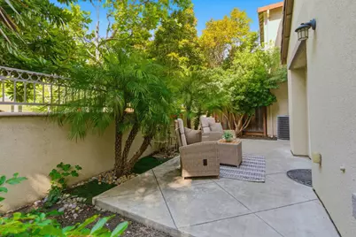 166 W Luna Loca Lane, Mountain House, CA 95391 - Photo 38