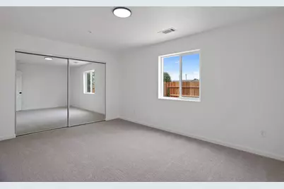 1811 N Stanford Avenue, Stockton, CA 95205 - Photo 20