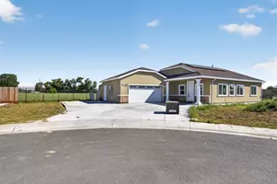 5955 Cortes Ct, Sacramento, CA 95824 - Photo 1