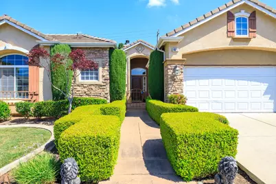 4621 Via Fiori, Modesto, CA 95357 - Photo 2