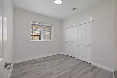 5960 Cortes Court, Sacramento, CA 95824 - Photo 14