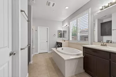 1710 Adeline Court, Hughson, CA 95326 - Photo 18