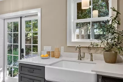 1216 38th Street, Sacramento, CA 95816 - Photo 52
