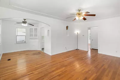 1460 Michigan Avenue, Stockton, CA 95204 - Photo 8