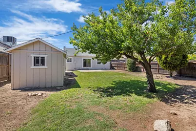 918 S Lee Avenue, Lodi, CA 95240 - Photo 26