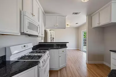 918 S Lee Avenue, Lodi, CA 95240 - Photo 14
