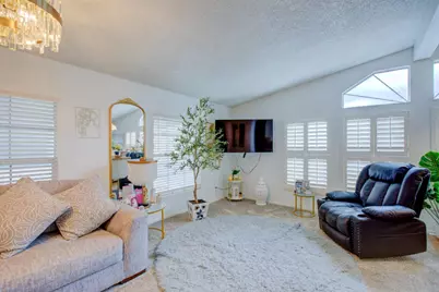 Tully #64, Turlock, CA 95380 - Photo 2