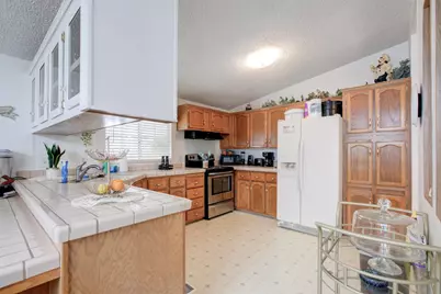 Tully #64, Turlock, CA 95380 - Photo 26