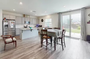 2075 Haskins Wy, Plumas Lake, CA 95961 - Photo 8