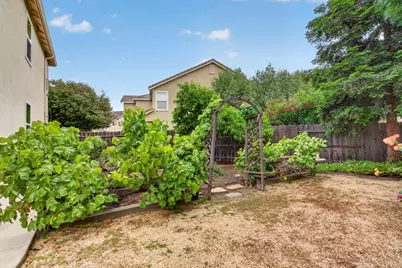 2834 Hawkins Court, Tracy, CA 95377 - Photo 36