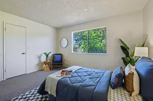 1118 Fallbrook Dr, Stockton, CA 95210 - Photo 24