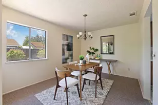 1118 Fallbrook Dr, Stockton, CA 95210 - Photo 8