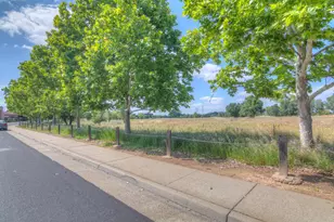 1657 Aylesbury Way, Roseville, CA 95747 - Photo 50