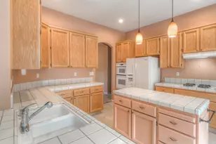 1657 Aylesbury Way, Roseville, CA 95747 - Photo 14