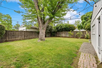 2368 Murieta Way, Sacramento, CA 95822 - Photo 24