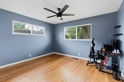 2368 Murieta Way, Sacramento, CA 95822 - Photo 18