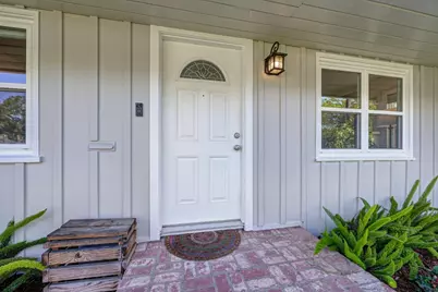 5712 Carlson Drive, Sacramento, CA 95819 - Photo 4
