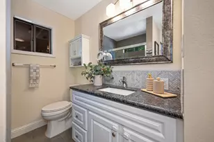 5712 Carlson Dr, Sacramento, CA 95819 - Photo 30