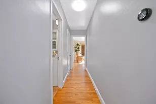 5712 Carlson Dr, Sacramento, CA 95819 - Photo 22