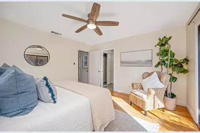 5712 Carlson Drive, Sacramento, CA 95819 - Photo 28