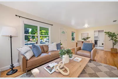 5712 Carlson Drive, Sacramento, CA 95819 - Photo 8