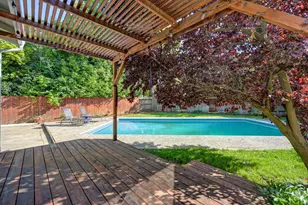 5712 Carlson Dr, Sacramento, CA 95819 - Photo 38