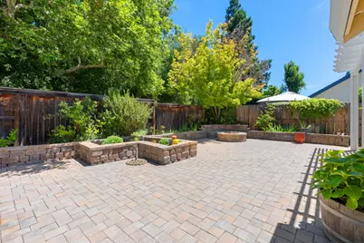 11557 Bear Valley Court, Gold River, CA 95670 - Photo 28