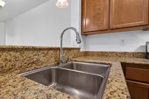 2001 Club Center Dr, Sacramento, CA 95835 - Photo 10