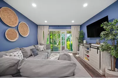 7634 Woodglen Drive, Fair Oaks, CA 95628 - Photo 2
