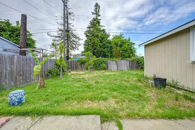 1013 Frienza Avenue, Sacramento, CA 95815 - Photo 34