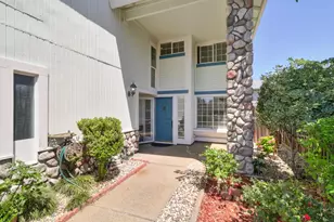 8218 Fountainarbor Way, Antelope, CA 95843 - Photo 4