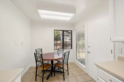 7517 Circle Parkway, Sacramento, CA 95823 - Photo 14