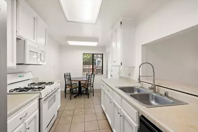 7517 Circle Parkway, Sacramento, CA 95823 - Photo 4