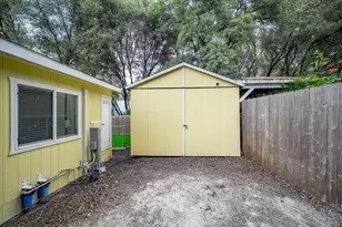 11266 Sierra Cir, Penn Valley, CA 95946 - Photo 32
