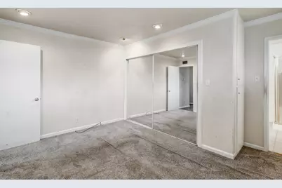 2154 Meadowglen Avenue, Sacramento, CA 95832 - Photo 18