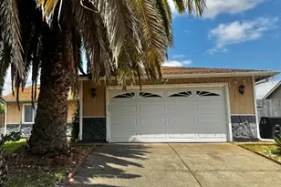 3301 Glenmoor Dr, Sacramento, CA 95827 - Photo 2