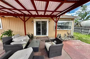 3301 Glenmoor Dr, Sacramento, CA 95827 - Photo 10