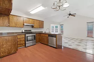 8152 Le Mans Ave, Stockton, CA 95210 - Photo 10