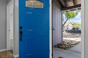 3108 Hogarth Dr, Sacramento, CA 95827 - Photo 6