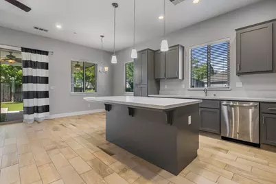 1126 Gardenia Court, Patterson, CA 95363 - Photo 8