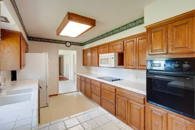 5437 Valhalla Drive, Carmichael, CA 95608 - Photo 12