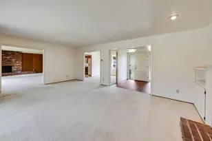 5437 Valhalla Dr, Carmichael, CA 95608 - Photo 8