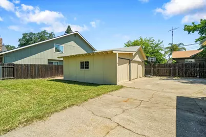 6049 Landis, Carmichael, CA 95608 - Photo 34
