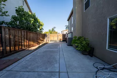 2187 Fountain Square Avenue, Manteca, CA 95337 - Photo 28