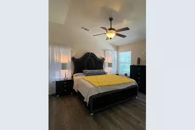 2187 Fountain Square Avenue, Manteca, CA 95337 - Photo 12