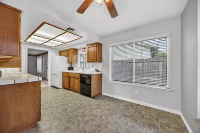342 Rivergate Way, Sacramento, CA 95831 - Photo 18
