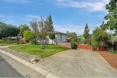 893 Shasta Cir, El Dorado Hills, CA 95762 - Photo 4