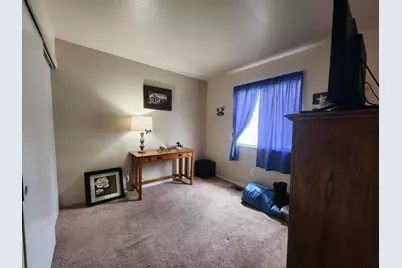 8558 Carlin Avenue, Sacramento, CA 95823 - Photo 22