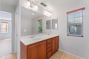 301 Candela Cir, Sacramento, CA 95835 - Photo 12